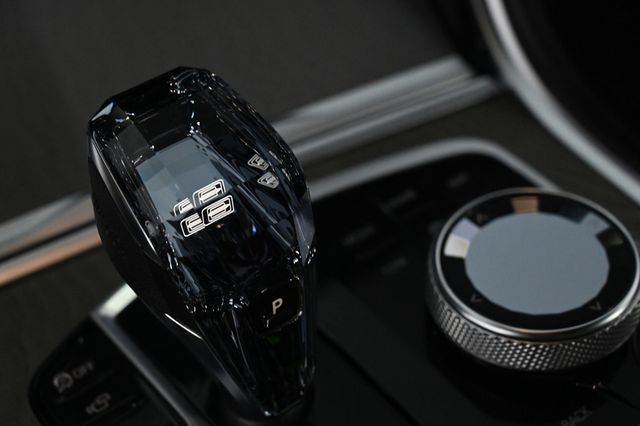 2021 BMW 8 Series 840 - 23004998 - 18