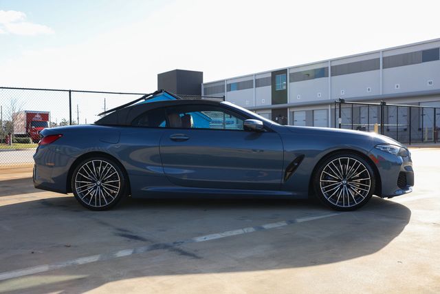2021 BMW 8 Series 840i Convertible - 22985807 - 17