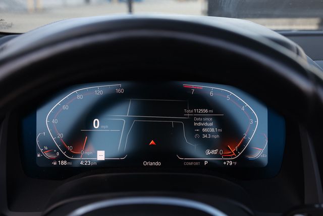 2021 BMW 8 Series 840i Convertible - 22985807 - 32