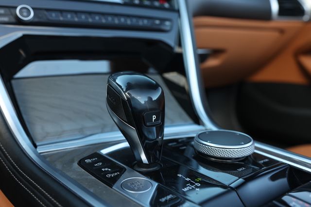 2021 BMW 8 Series 840i Convertible - 22985807 - 43