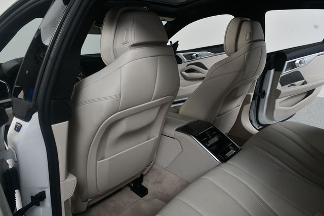 2021 BMW 8 Series 840i Gran Coupe - 22996776 - 32