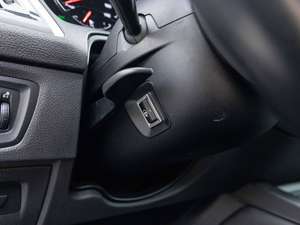 2021 BMW M2 COMPETITION!!! Manual Transmission, Executive Package, M Exhaust - 22938076 - 39