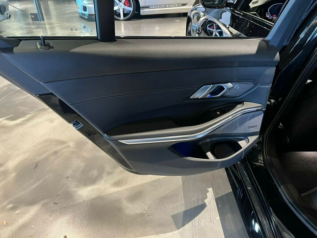 2021 BMW M3 ExecutivePkg/6speedManual/HeadUpDisplay/HtdSeats/HtdSteerWheels - 22924510 - 22