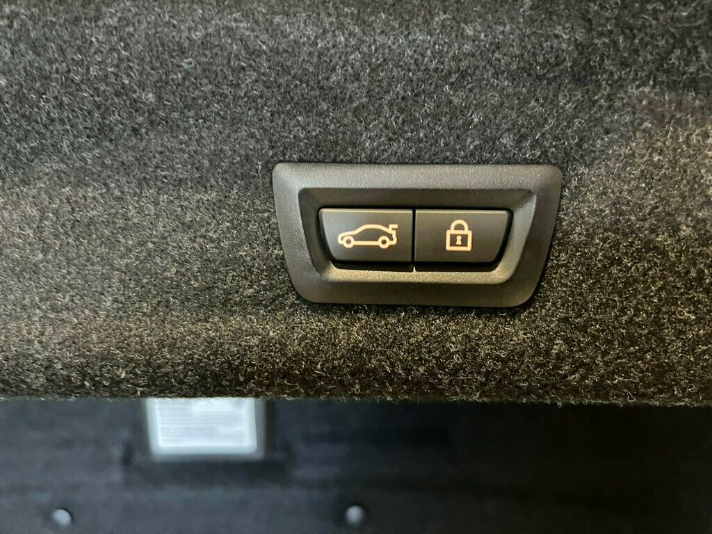 2021 BMW M3 ExecutivePkg/6speedManual/HeadUpDisplay/HtdSeats/HtdSteerWheels - 22924510 - 26