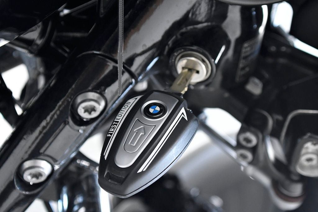 2021 BMW R18 Classic First Edition  - 22365750 - 9