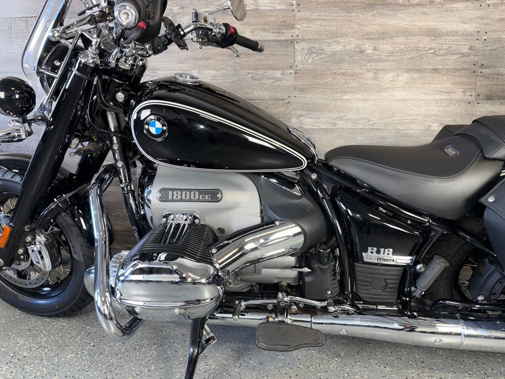 2021 BMW R 18 Classic SUPER CLEAN! - 23060436 - 13