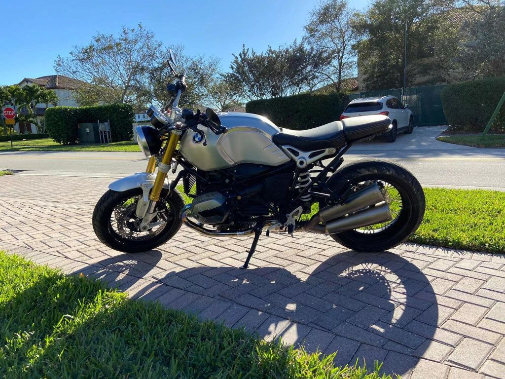 2021 BMW R NINE T  - 22576756 - 3