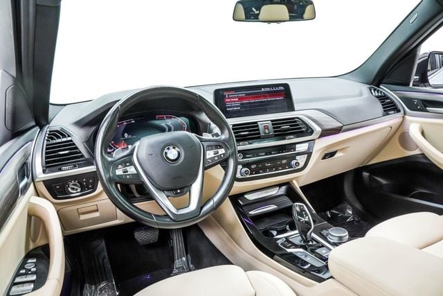 2021 BMW X3 xDrive30i's photo