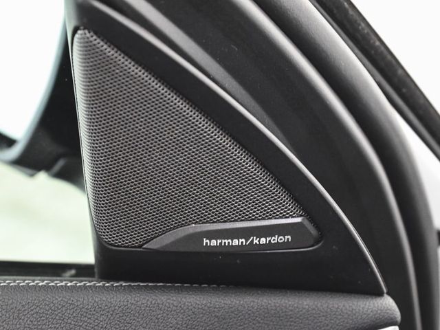 2021 BMW X4 M Base - 23010192 - 9