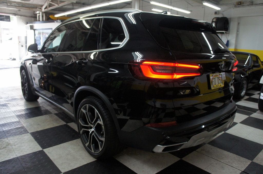 2021 BMW X5 Great Color Combo, Stunning Shape - 23030158 - 9