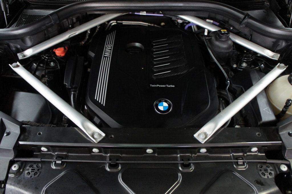 2021 BMW X5 Great Color Combo, Stunning Shape - 23030158 - 31