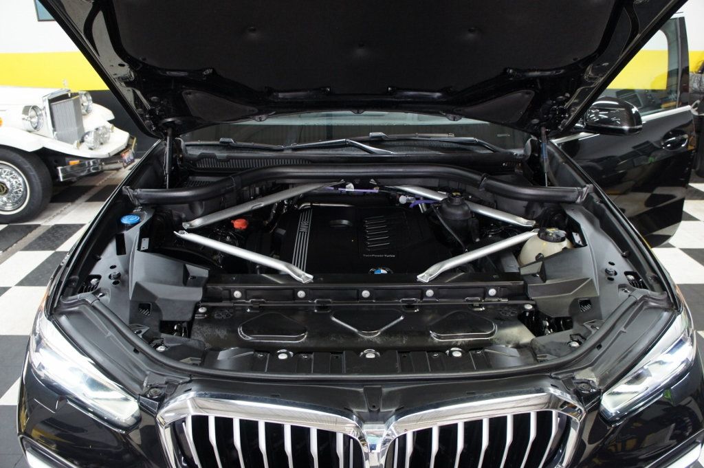 2021 BMW X5 Great Color Combo, Stunning Shape - 23030158 - 32