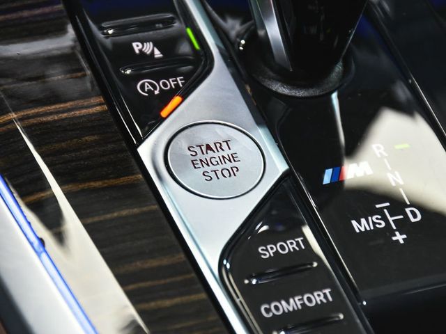 2021 BMW X5 M50i - 23030246 - 32