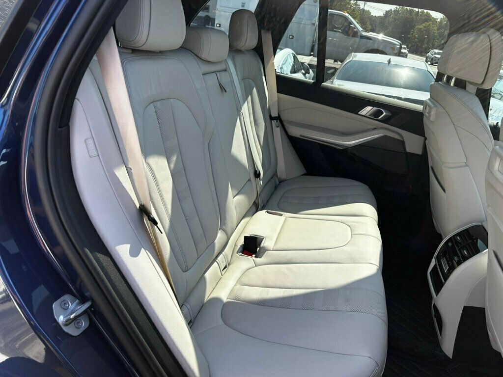 2021 Bmw X5 M50i photo 19