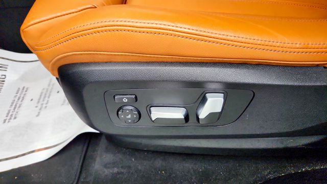 2021 BMW X5 sDrive40i SAV w/ Executive Pkg 2 and Driving Assist Pro Package - 23030969 - 11