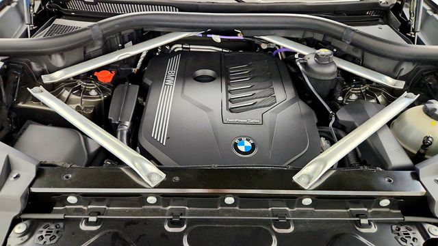 2021 BMW X5 sDrive40i SAV w/ Executive Pkg 2 and Driving Assist Pro Package - 23030969 - 27