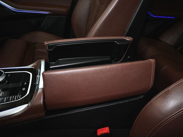 2021 BMW X5 xDrive40i - 22956636 - 56