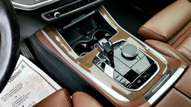 2021 BMW X5 xDrive40i SAV w/ Vernasca Leather, Convenience & Parking Assist - 23079108 - 16