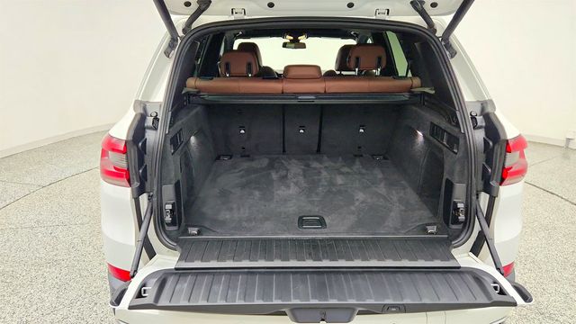 2021 BMW X5 xDrive40i SAV w/ Vernasca Leather, Convenience & Parking Assist - 23079108 - 21