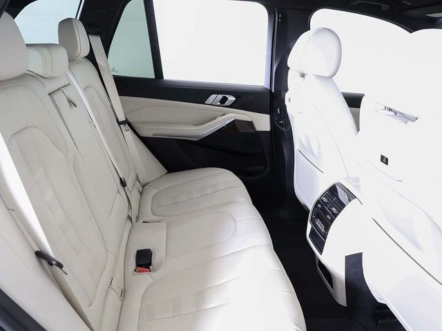 2021 BMW X5 xDrive40i Sports Activity Vehicle - 22973686 - 39