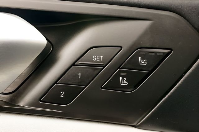 2021 BMW X5 M Sports Activity Vehicle - 23017098 - 21
