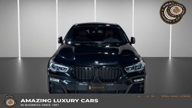 2021 BMW X6 M50i's photo