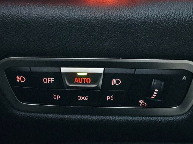 2021 BMW X6 M50i Sports Activity Coupe - 22951274 - 29