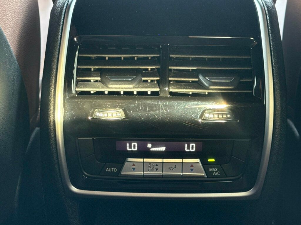 2021 BMW X6 M50i Sports Activity Coupe - 23009510 - 38