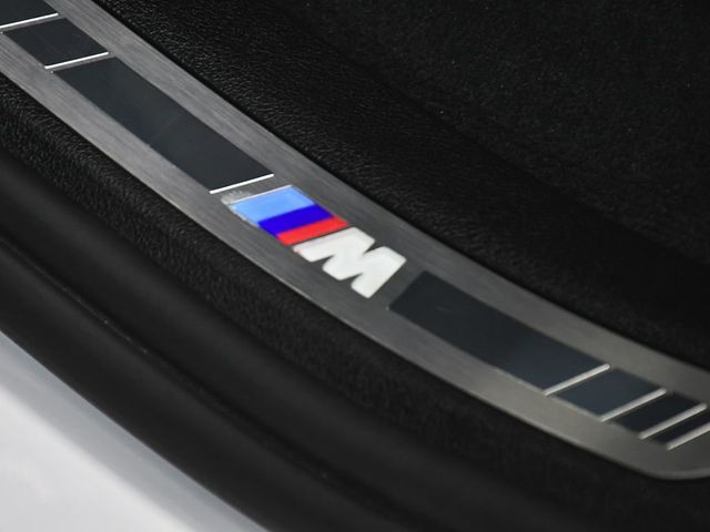 2021 BMW X6 M Base - 23030608 - 13