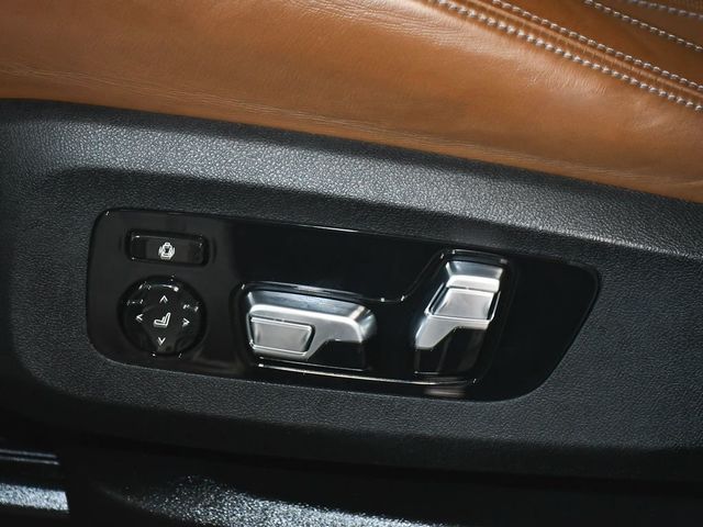2021 BMW X6 M Base - 23030608 - 52