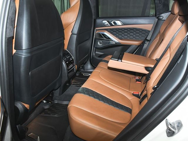 2021 BMW X6 M Base - 23030608 - 55