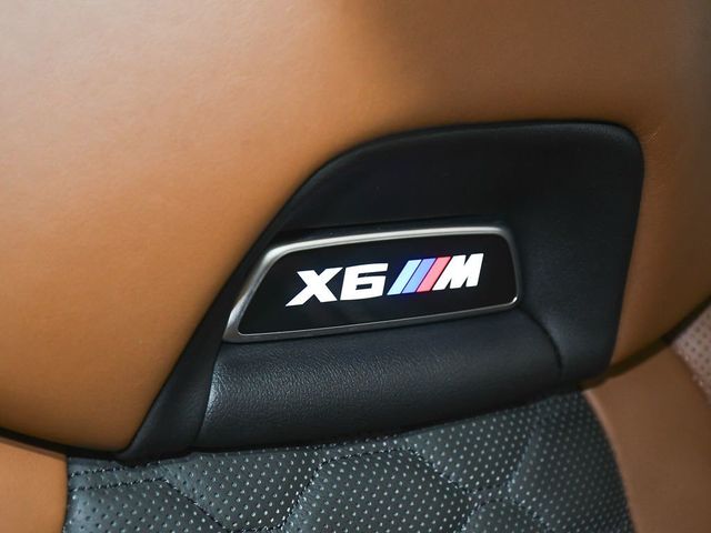 2021 BMW X6 M Base - 23030608 - 62