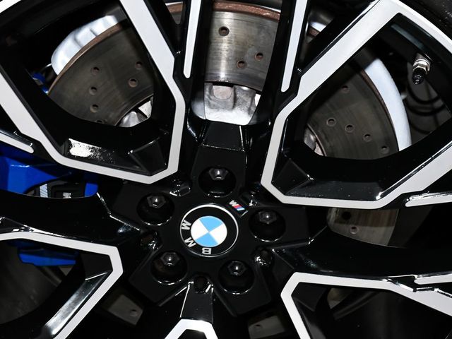 2021 BMW X6 M Base - 23030608 - 94