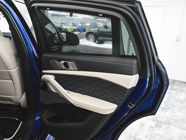 2021 BMW X6 M Base - 22993789 - 15