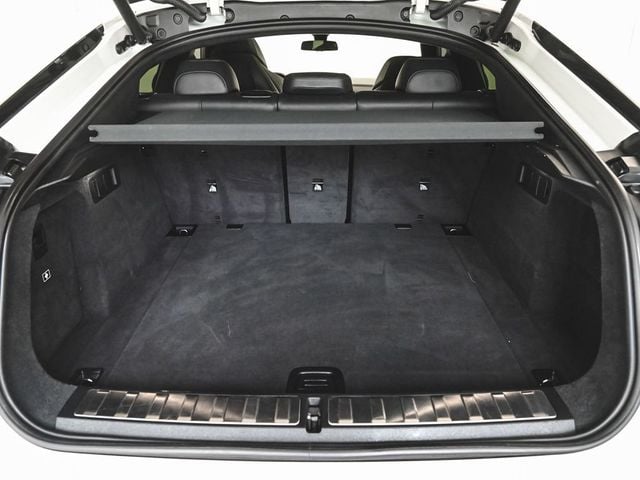 2021 BMW X6 M Base - 23041921 - 37