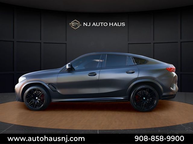 2021 BMW X6 M -'s photo