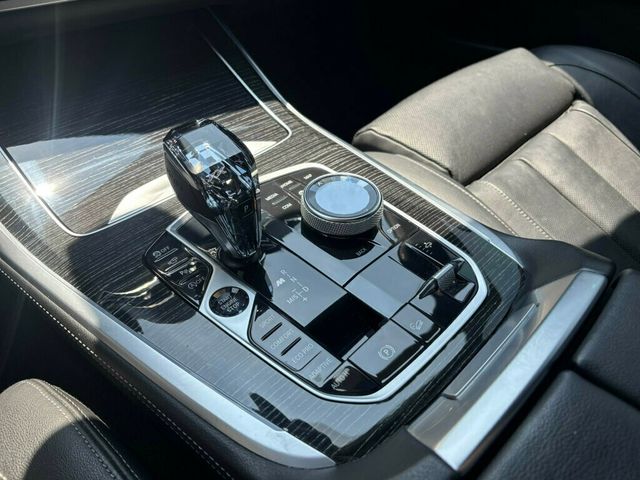 2021 BMW X7 2021 BMW X7 M50I - 23035287 - 31