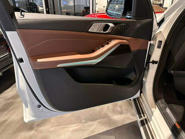 2021 BMW X7 $87145MSRP/PremPkg/LuxSeatPkg/ColdWeatherPkg/ParkAssistPkg/NAV - 23036221 - 9