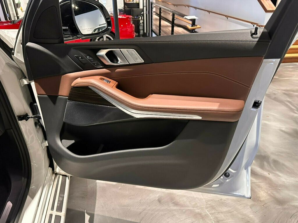 2021 BMW X7 $87145MSRP/PremPkg/LuxSeatPkg/ColdWeatherPkg/ParkAssistPkg/NAV - 23036221 - 28