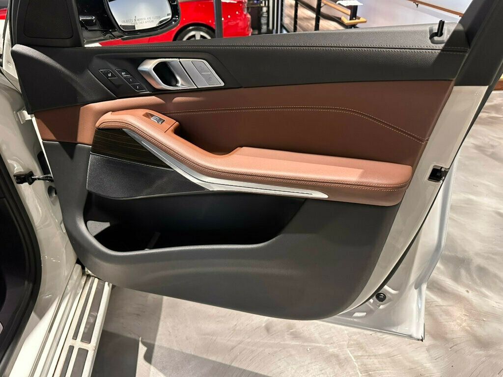 2021 BMW X7 $87145MSRP/PremPkg/LuxSeatPkg/ColdWeatherPkg/ParkAssistPkg/NAV - 23036221 - 29