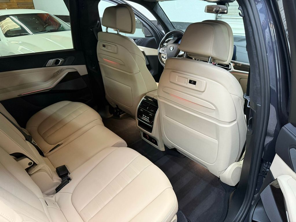 2021 BMW X7 Heated&Cooled Massaging Seats/Premium 2 Pkg/Heads Up Display - 23058711 - 30