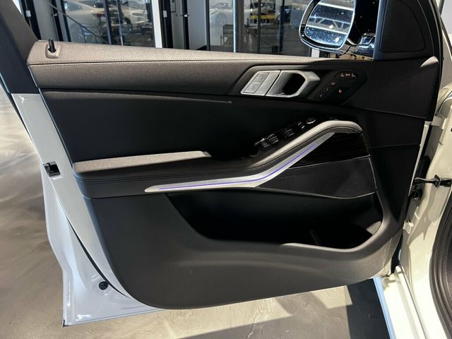 2021 BMW X7 LocalTrade/AWD/HtdSeats/PanoRoof/21"Wheels/AirSuspension/Carplay - 23031102 - 9