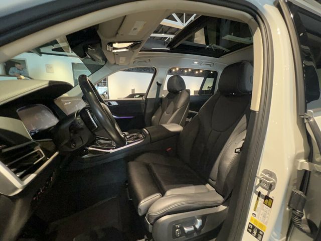 2021 BMW X7 LocalTrade/AWD/HtdSeats/PanoRoof/21"Wheels/AirSuspension/Carplay - 23031102 - 11