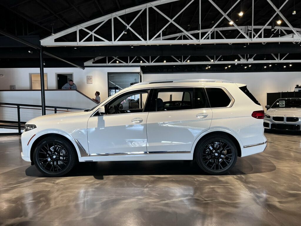 2021 BMW X7 LocalTrade/AWD/HtdSeats/PanoRoof/21"Wheels/AirSuspension/Carplay - 23031102 - 1