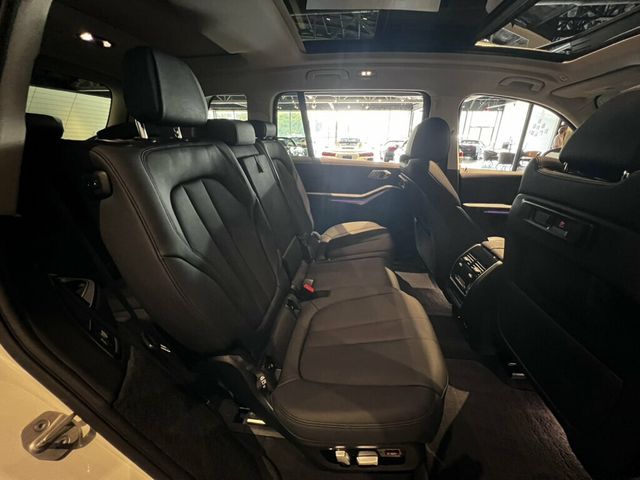 2021 BMW X7 LocalTrade/AWD/HtdSeats/PanoRoof/21"Wheels/AirSuspension/Carplay - 23031102 - 23