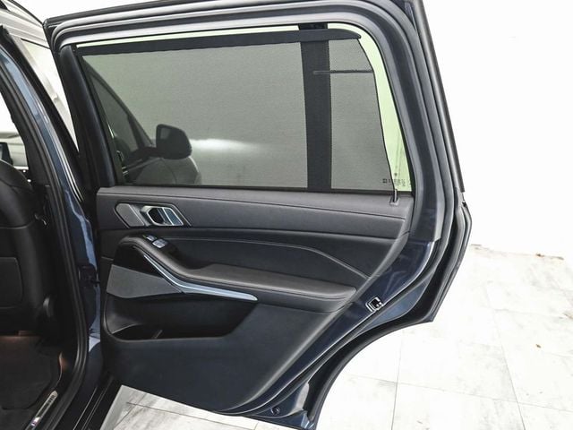 2021 BMW X7 M50i - 23062436 - 14