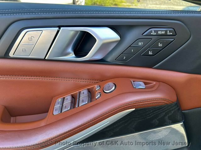 2021 BMW X7 M50i,DRIVING ASSISTANCE,LUXURY SEATING,EXECUTIVE PACKAGE, - 23038358 - 33