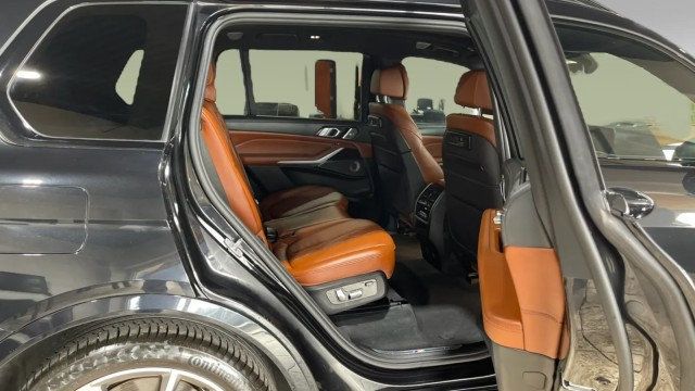 2021 BMW X7 M50i Sports Activity Vehicle - 22966506 - 11