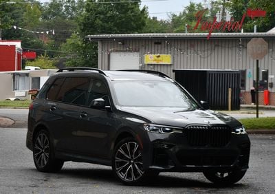 2021 BMW X7