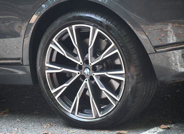 2021 BMW X7 M50i Sports Activity Vehicle - 22907013 - 14